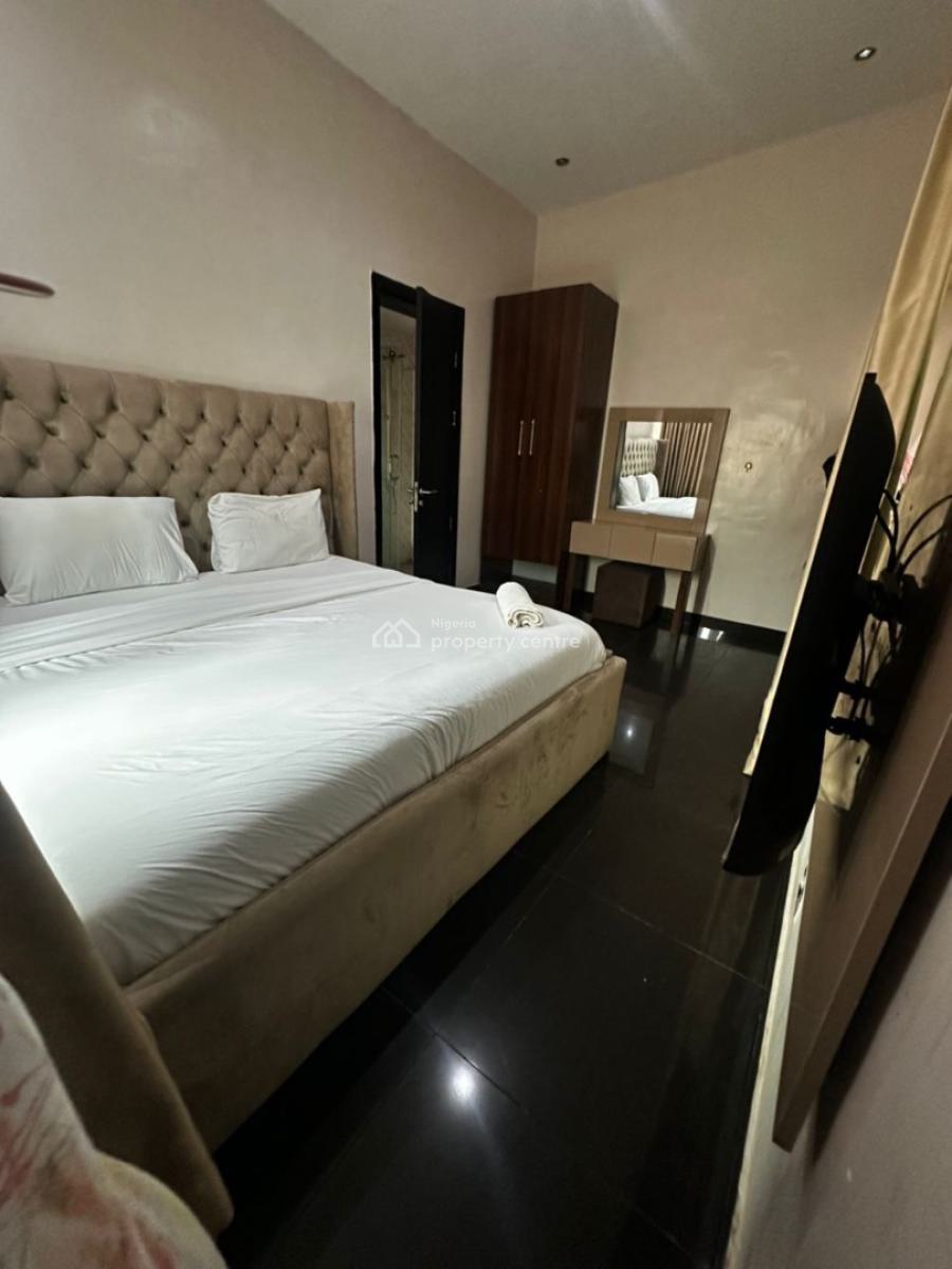 Luxury 2bed Apartment, Bashir Shittu, Gra Phase 2, Magodo, Lagos, Terraced Duplex Short Let