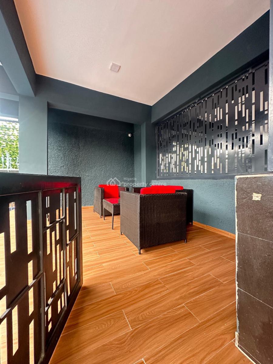 Spacious Luxurious 2 Bedroom Apartment, Lekki Phase 1, Lekki, Lagos, Flat / Apartment for Sale