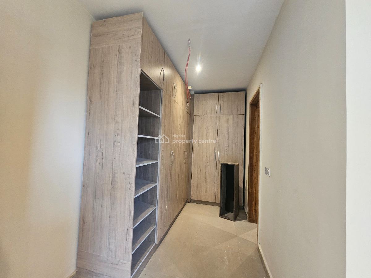Newly Built 3 Bedrooms Apartment with Bq, Off Admiralty, Lekki Phase 1, Lekki, Lagos, Flat / Apartment for Sale