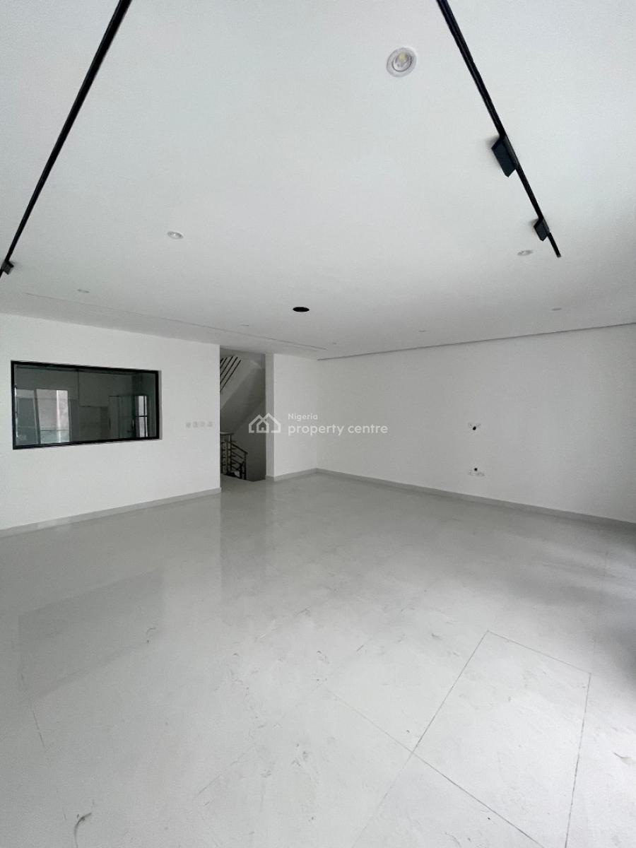 Large 4 Bedroom Terrace Duplex with Bqlocation: Ikate Lekki, Ikate, Lekki Phase 1, Lekki, Lagos, Terraced Duplex for Sale