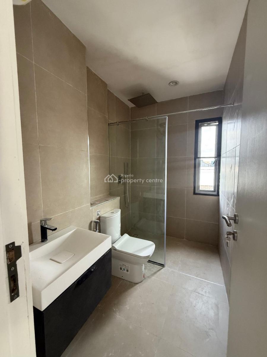Modern 3 Bedroom Apartment, Lekki Phase 1, Lekki, Lagos, Flat / Apartment for Rent