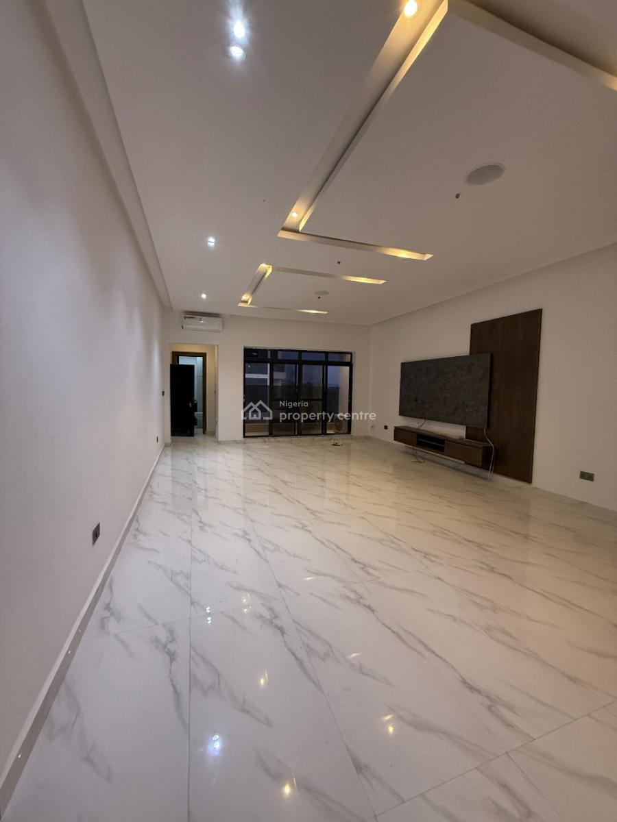Quintessential 3-bedroom Apartments, Guzape District, Abuja, Terraced Duplex for Sale