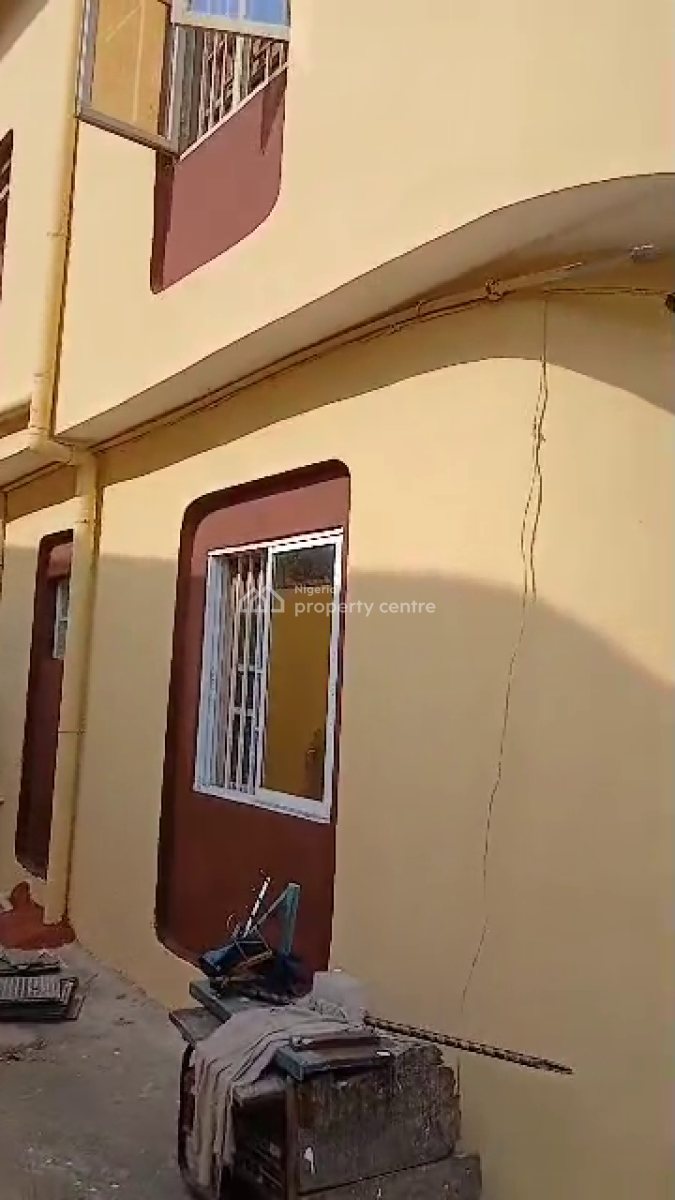 4bedroom Duplex+6 Units of Mini Flat, Egbeda, Alimosho, Lagos, Block of Flats for Sale