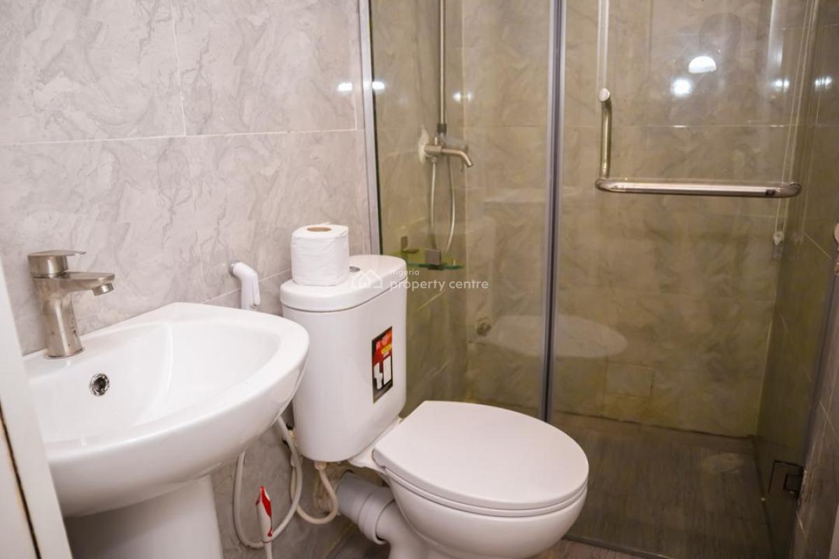 2 Bedrooms Flat, Gra, Ogudu, Lagos, Flat / Apartment Short Let