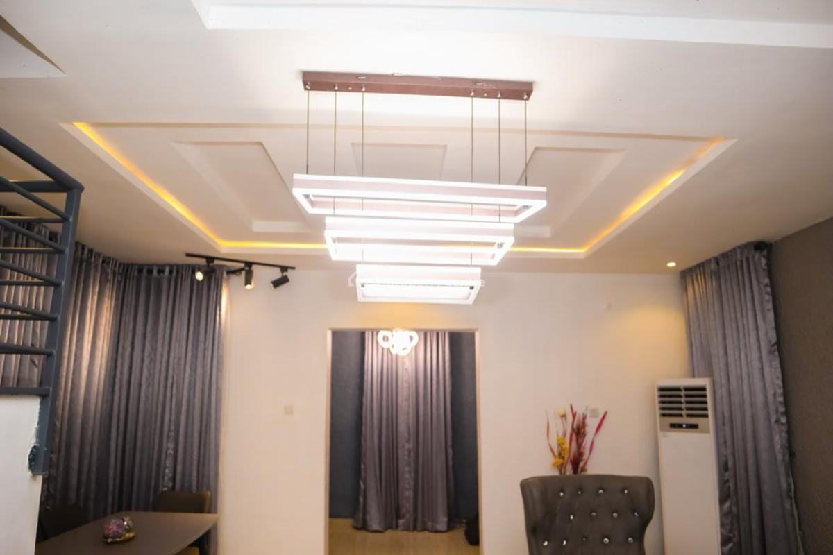 3 Bedroom Flat, Ogudu Gra, Ogudu, Lagos, Flat / Apartment Short Let