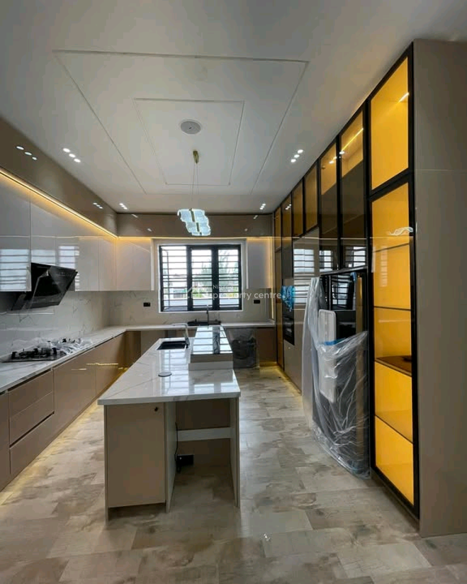 Luxury 5bedroom Fully Detached Duplex  Amenities: - [ ] Fitt, Ikota, Lekki, Lagos, House for Sale