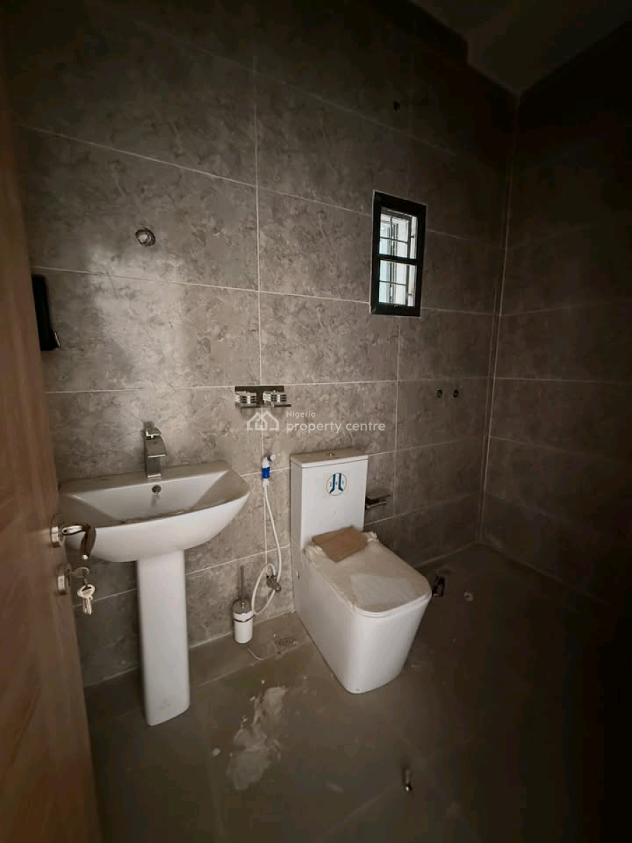 4-bedroom Terrace Duplex with Bq, 3rd Avenue,, Gwarinpa, Abuja, House for Sale