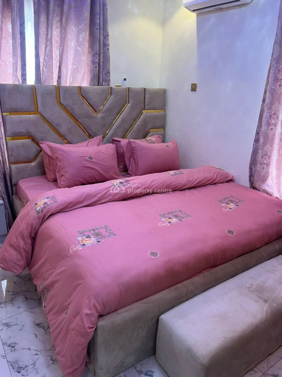 3 Bedrooms Flat, Shangisha, Gra Phase 2, Magodo, Lagos, Flat / Apartment Short Let