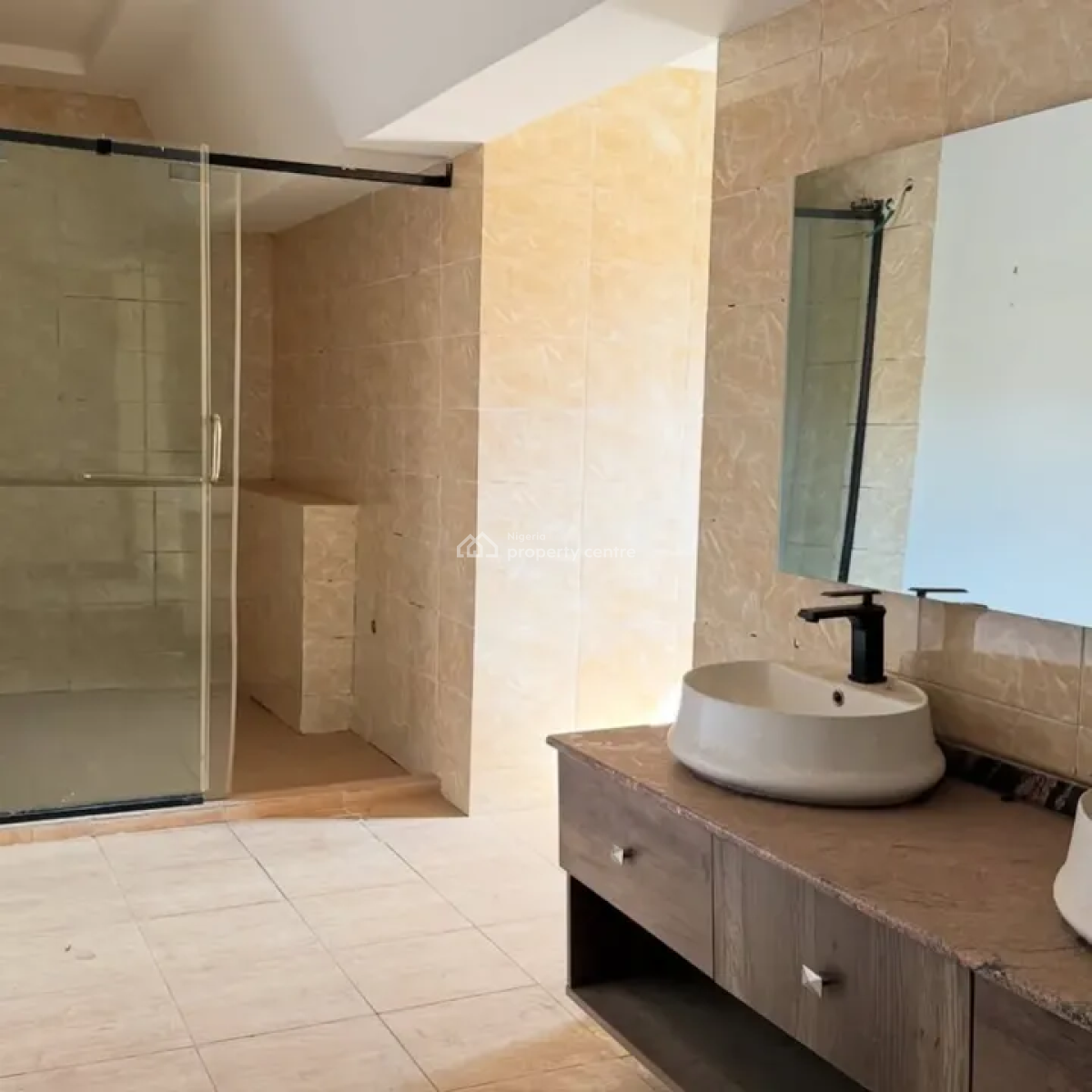 4 Bedroom Terrace Duplex, Gwarinpa, Abuja, House for Sale