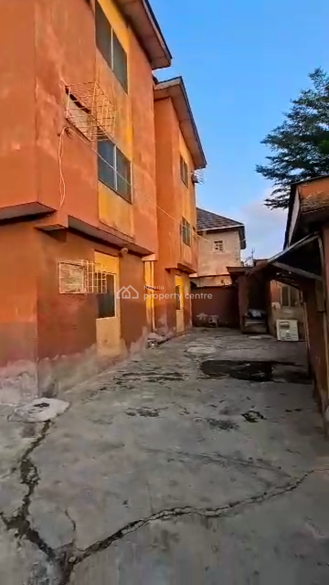 Distress 6 Numbers of Flats on 1000sqm Land, Dr Fasheun Avenue Century Bstp Ago, Lagos, Ago Palace, Isolo, Lagos, Block of Flats for Sale