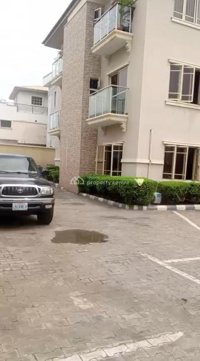 3 Bedroom Flat, Right Hand Side, Lekki Phase 1, Lekki, Lagos, Flat / Apartment for Rent