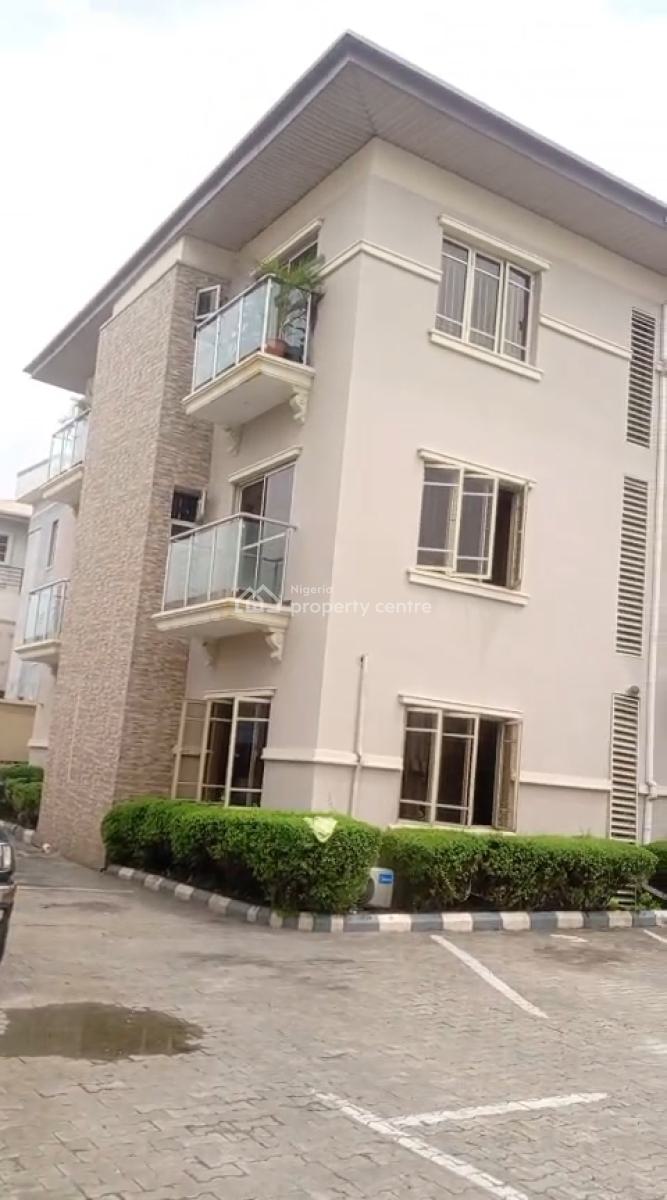3 Bedroom Flat, Right Hand Side, Lekki Phase 1, Lekki, Lagos, Flat / Apartment for Rent