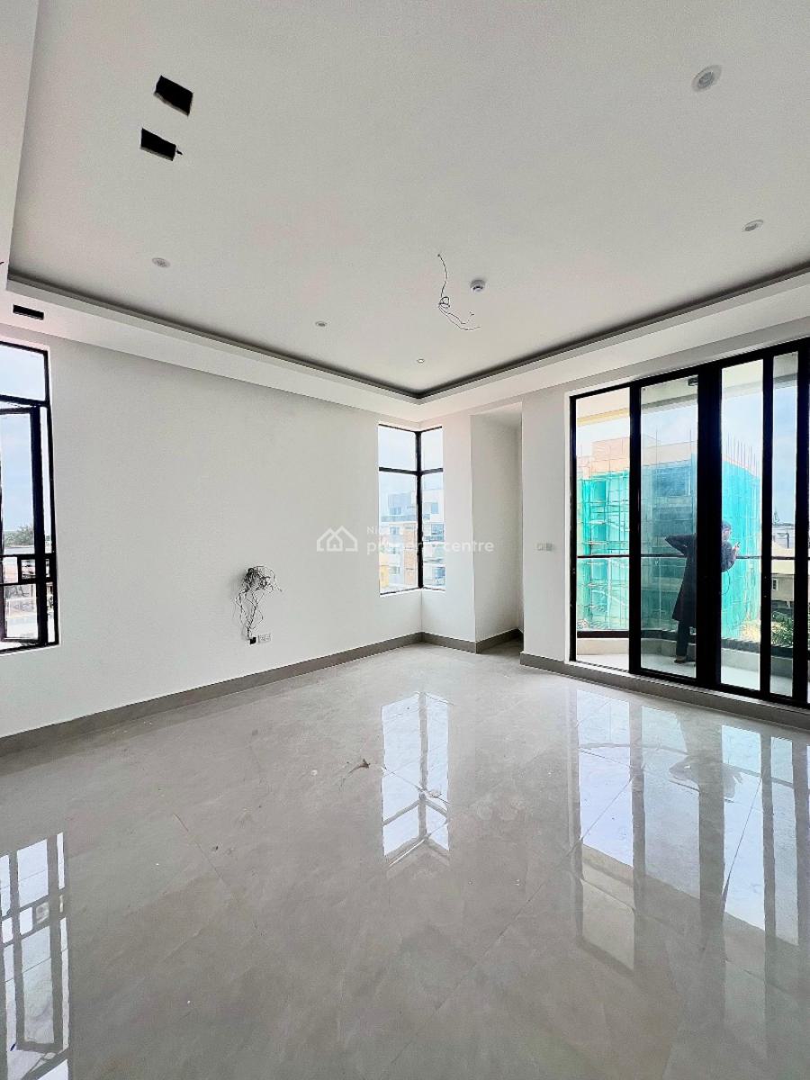 3 Bedroom Apartment with Bq, Gym, Elevator, Lekki Phase 1, Lekki, Lagos, Flat / Apartment for Rent