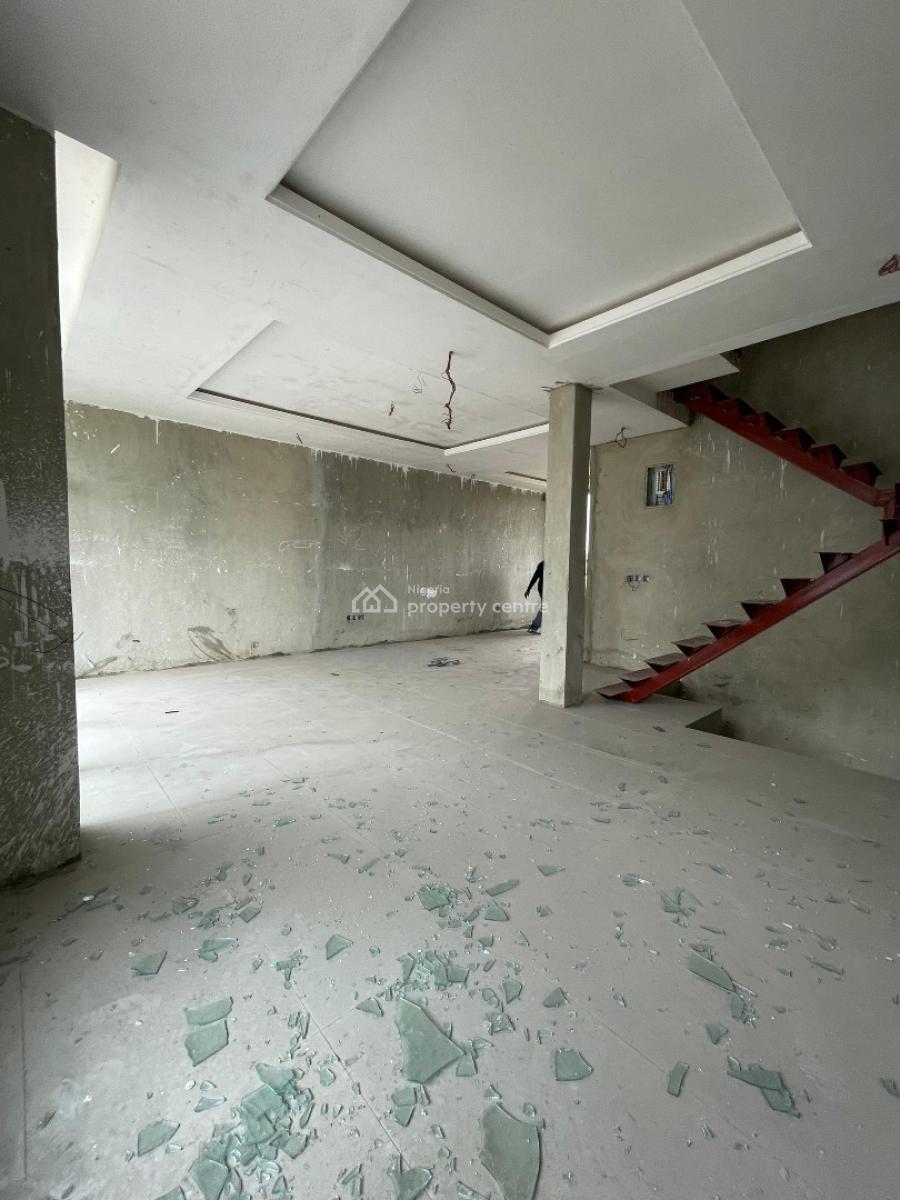 Budget Friendly 4 Bedroom Terraced Duplex with Bq in Secured Location, Lekki Phase 1, Lekki, Lagos, Terraced Duplex for Sale