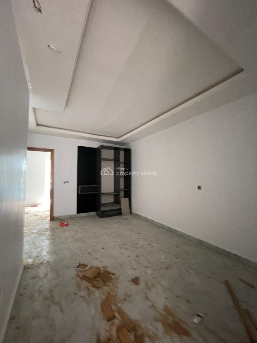 Exquisite 2 Bedroom Penthouse with Pool & Gym  in a Serene Environment, Penthouse Apartment, Lekki Phase 1, Lekki, Lagos, Flat / Apartment for Sale