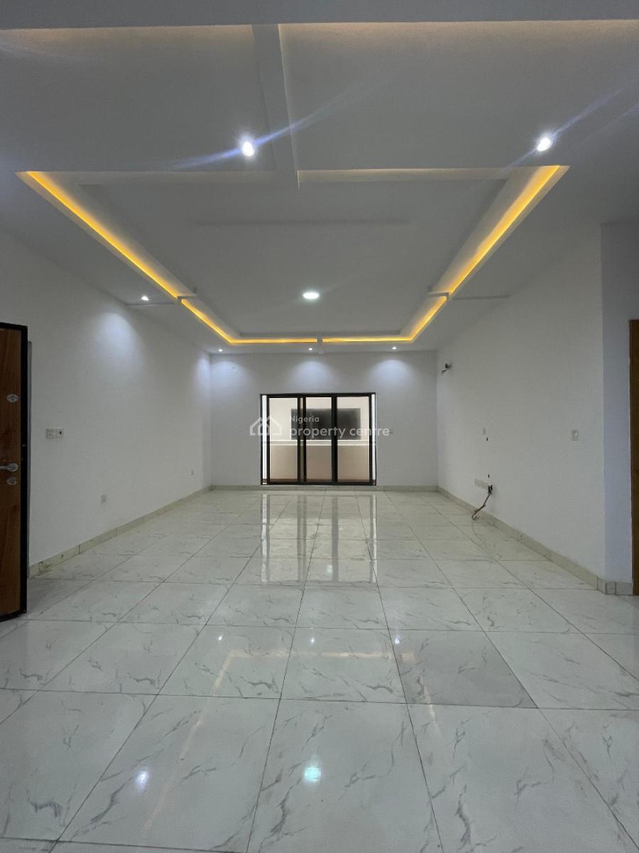 Contemporary 2 Bedroom with Exquisite Feature Suitable for Investment, Lekki Phase 1, Lekki, Lagos, Flat / Apartment for Sale
