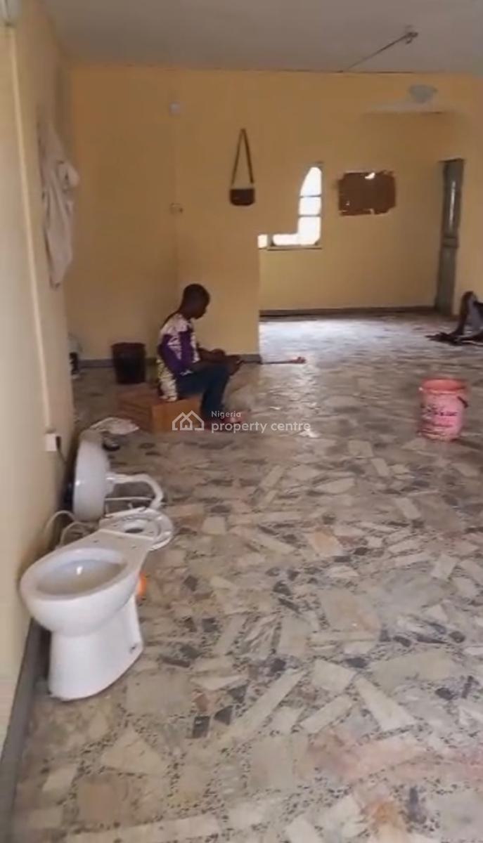 a Standard Renovated 4 Bedrooms Duplex, Gbagada Phase 2, Gbagada, Lagos, House for Rent