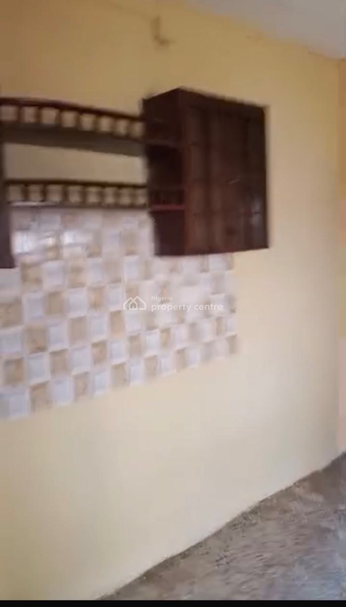 a Standard Renovated 4 Bedrooms Duplex, Gbagada Phase 2, Gbagada, Lagos, House for Rent