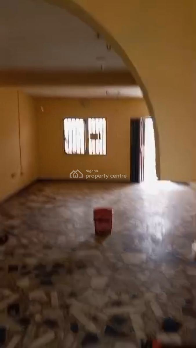 a Standard Renovated 4 Bedrooms Duplex, Gbagada Phase 2, Gbagada, Lagos, House for Rent