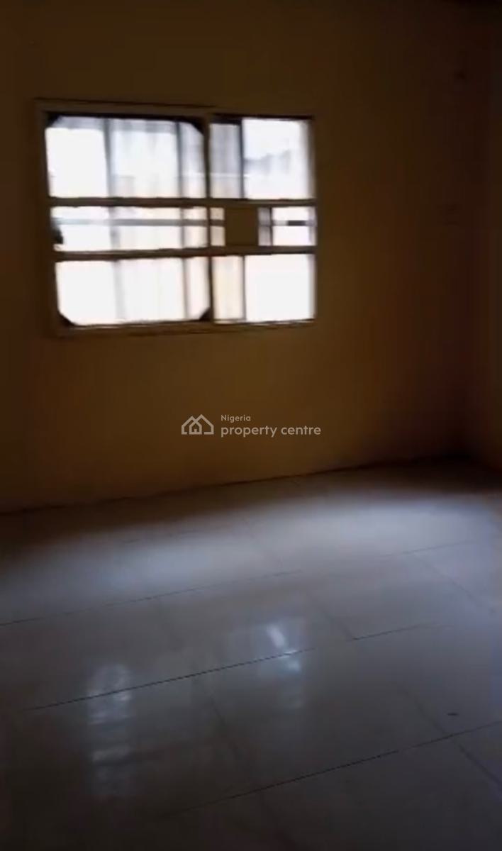 a Standard Renovated 4 Bedrooms Duplex, Gbagada Phase 2, Gbagada, Lagos, House for Rent