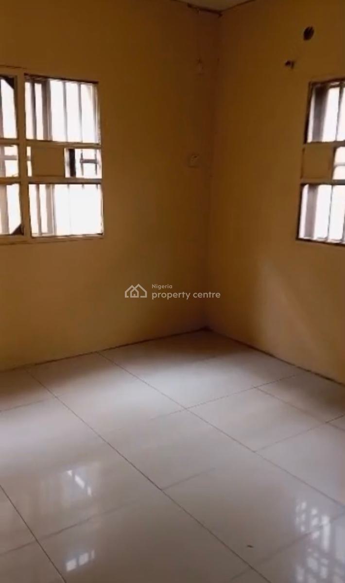 a Standard Renovated 4 Bedrooms Duplex, Gbagada Phase 2, Gbagada, Lagos, House for Rent