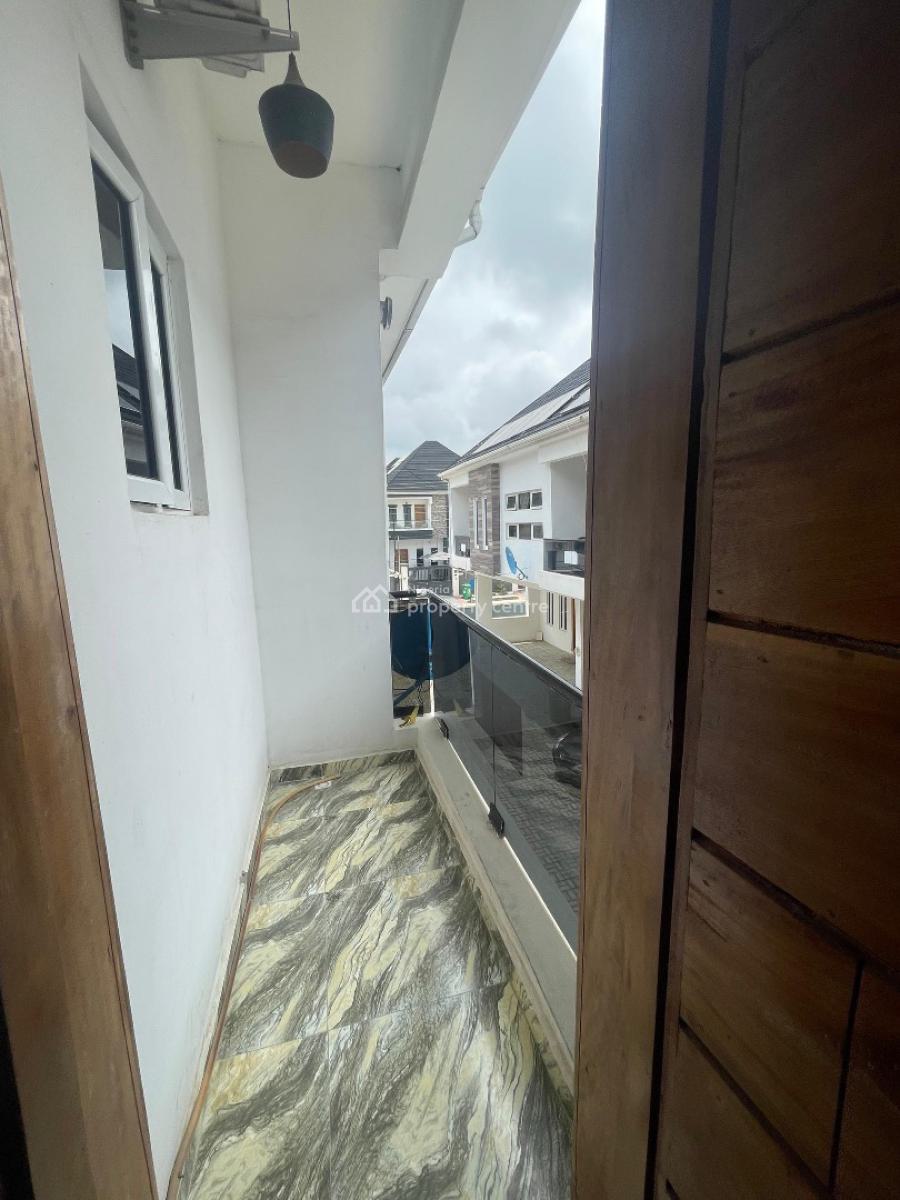 Spacious Master Bedroom with Walkin Closet &balcony (brand New), Rosebank Phase 5, Ikota Gra, Ikota, Lekki, Lagos, Terraced Duplex for Rent