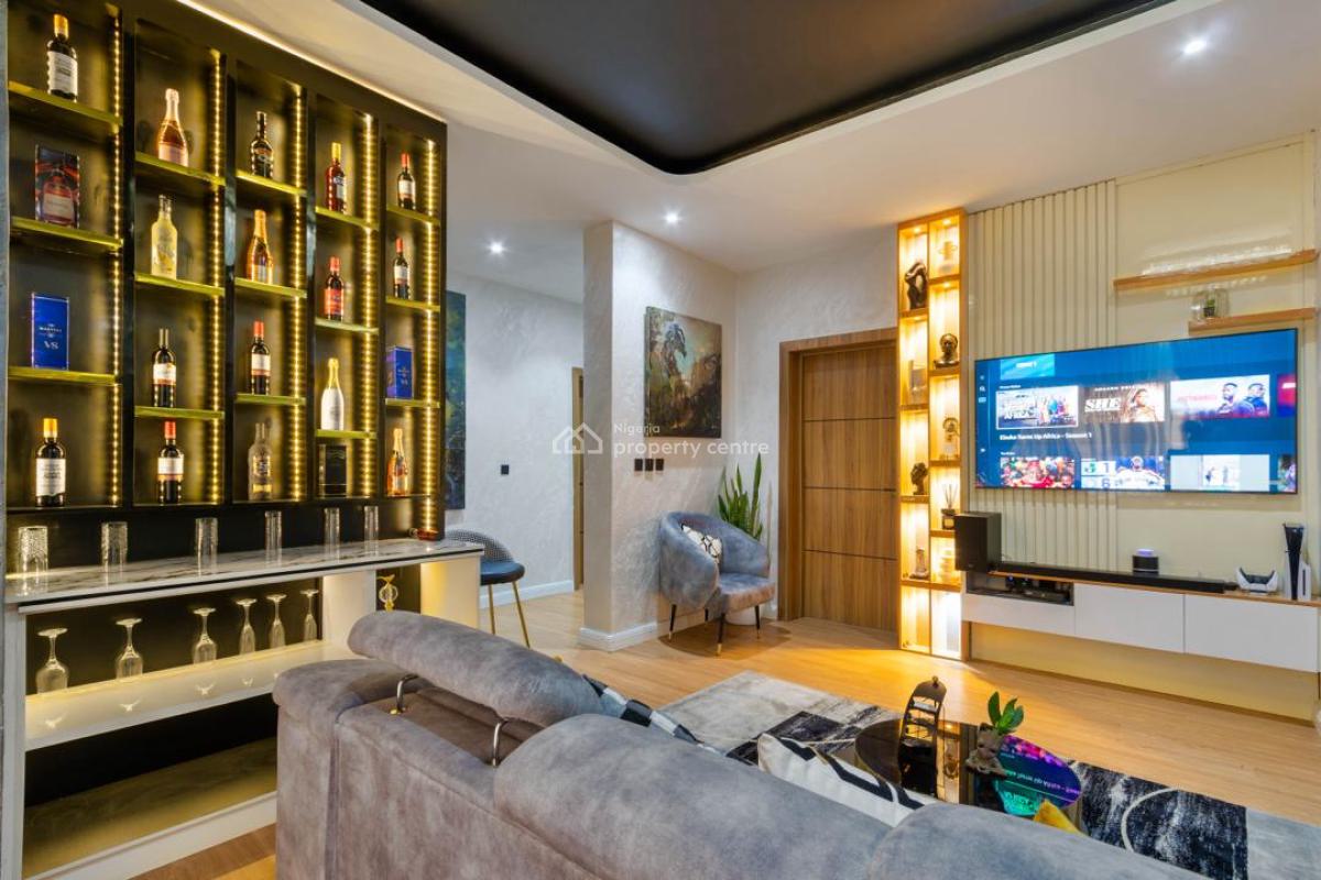 Alexa One Bedroom Apartment with Ps5 and Ceiling Mirror, Lekki Phase 1, Lekki, Lagos, Flat / Apartment Short Let