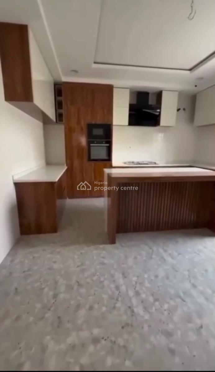 a Standard Exquisite 8 Bedroom Detached Duplex, Asokoro District, Abuja, Detached Duplex for Sale