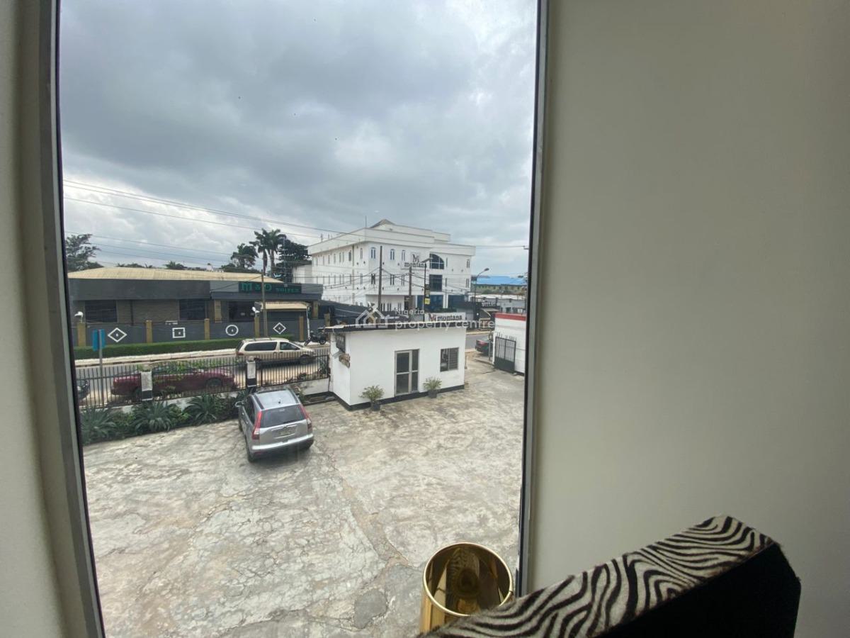 300 Sqm Showroom, Ikeja Gra, Ikeja, Lagos, Office Space for Rent