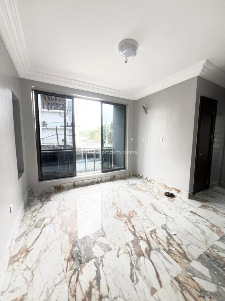 3 Bedroom Apartments with Bq in Ikoyi, Old Ikoyi, Ikoyi, Lagos, Flat / Apartment for Rent