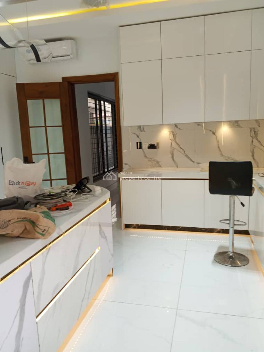 Tasteful Luxury 5bedroom Detached House + Bq, Off Admiralty Way, Lekki Phase 1, Lekki, Lagos, Detached Duplex for Sale