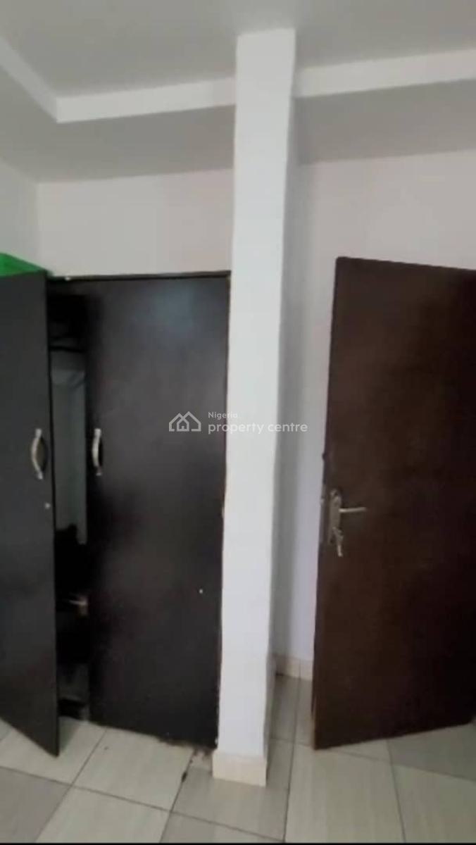 Beautiful Spacious 2bedrooms Bungalow Apartment, Abraham Adesanya, Ajah, Lagos, Flat / Apartment for Rent