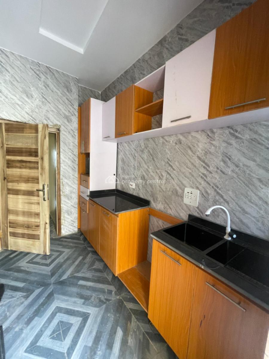 Two Units of Two Bedroom Flat, New Bodija Unity Estate, Ibadan, Oyo, Flat / Apartment for Rent