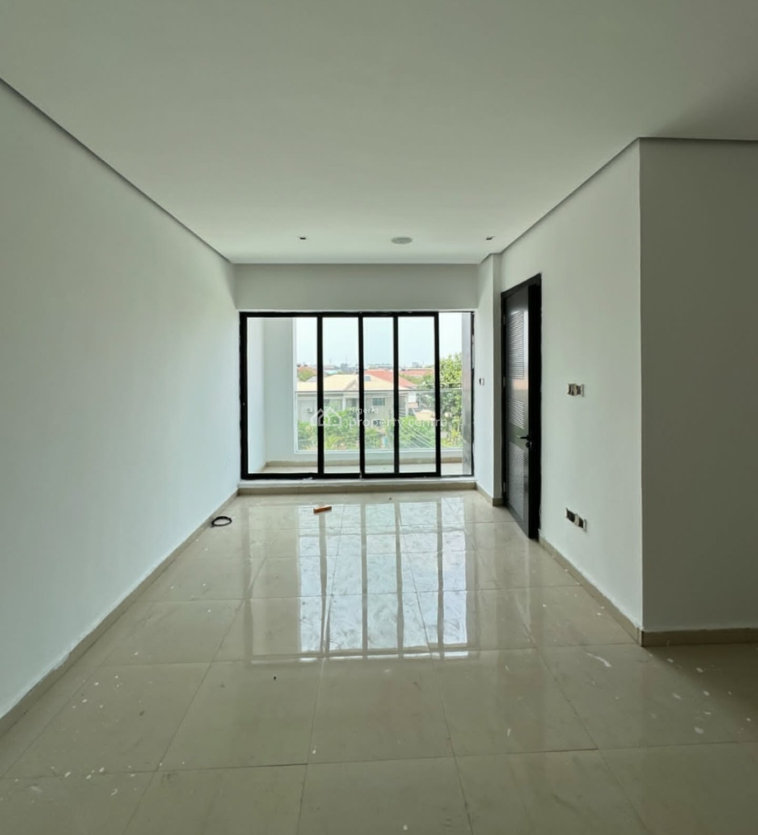3 Bedroom Flat with Bq, Lekki Phase 1, Lekki Phase 1, Lekki, Lagos, Flat / Apartment for Rent