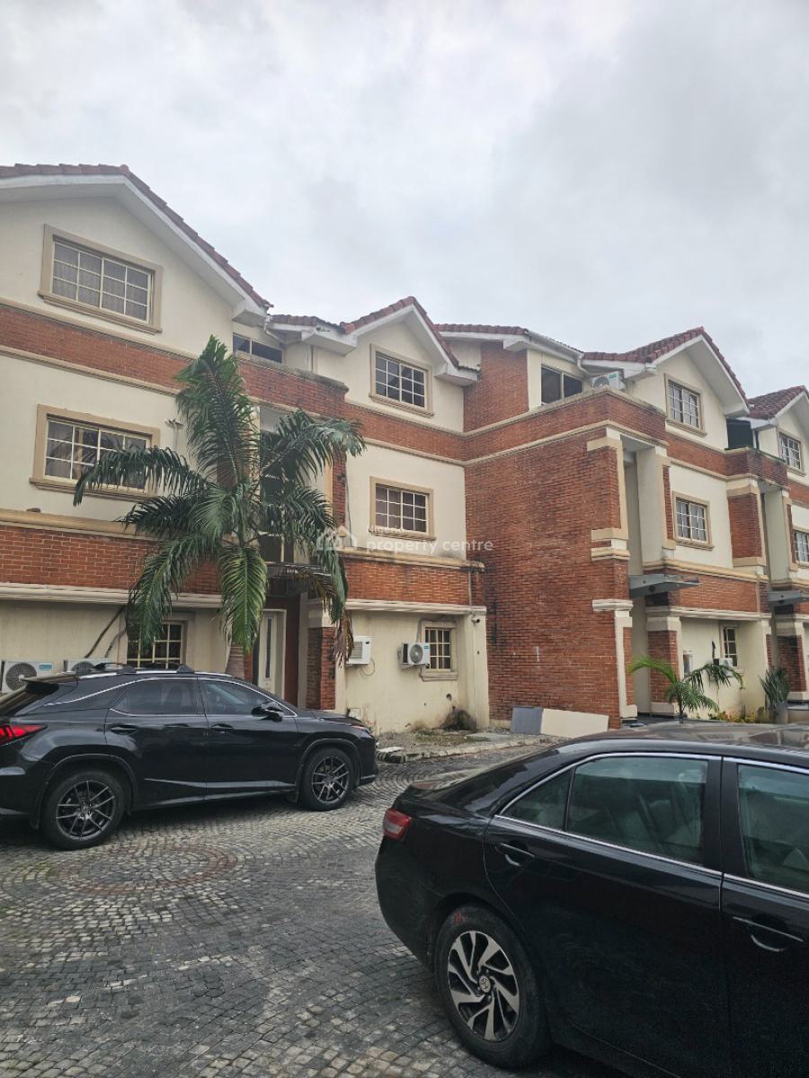 1 Room Self Contain, Lekki Phase 1, Lekki, Lagos, Flat / Apartment for Rent