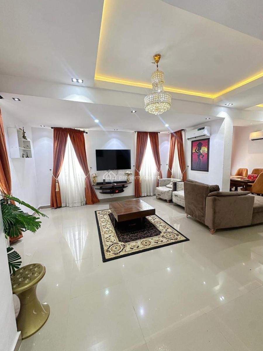 Luxury 3 Bedroom Apartment with Bq, Off Ligali Ayorinde, Victoria Island (vi), Lagos, Flat / Apartment for Rent
