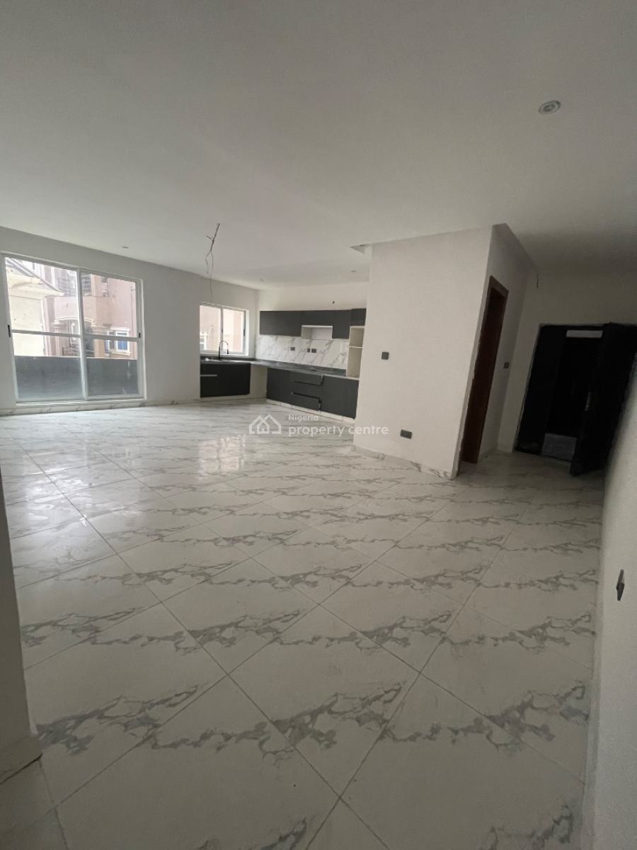 Very Spacious 2 Bedroom, Ikate Ilasan, Lekki Phase 1, Lekki, Lagos, Flat / Apartment for Rent