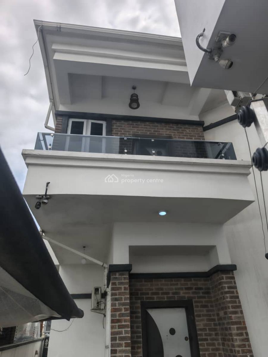 4 Bedrooms Semi Detached House with Bq, Off Circle Mall Drive, Osapa, Lekki, Lagos, Semi-detached Duplex for Rent