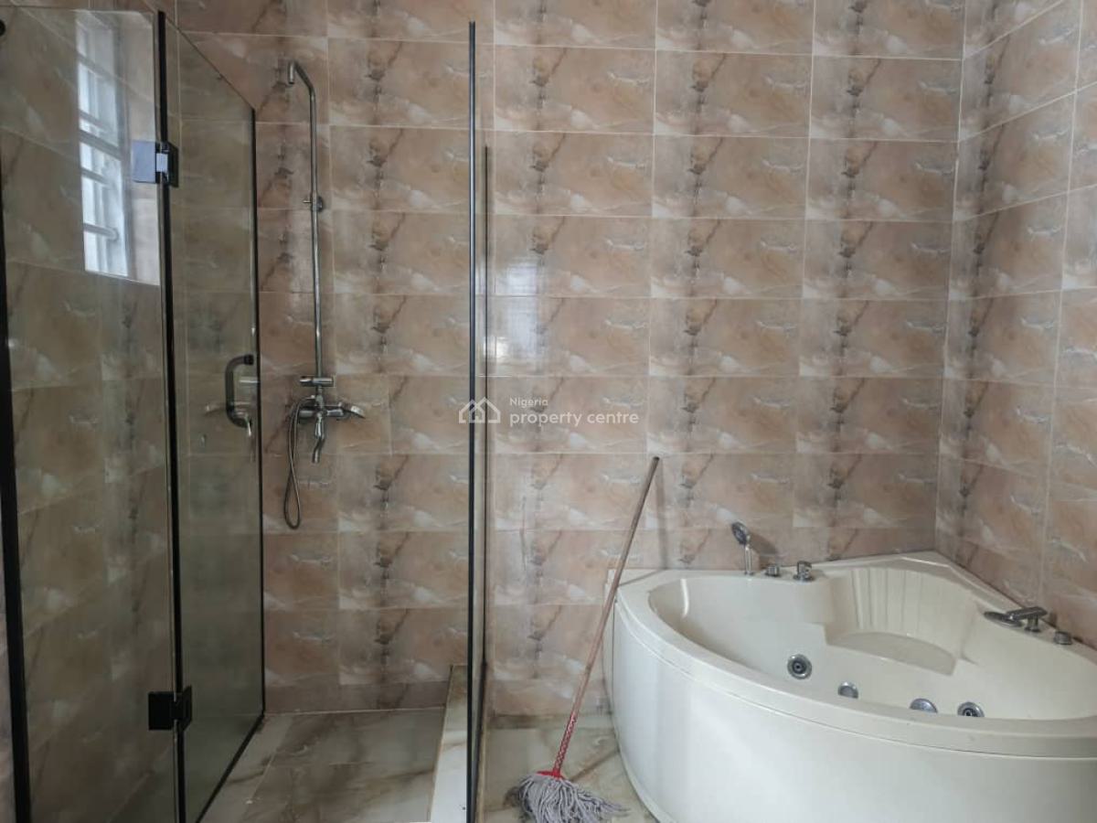 4 Bedrooms Semi Detached House with Bq, Off Circle Mall Drive, Osapa, Lekki, Lagos, Semi-detached Duplex for Rent