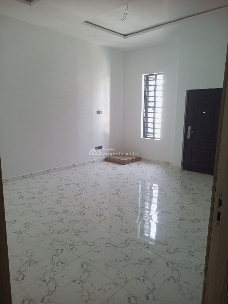 Brand New 4 Bedroom House with Good Road, Behind Ikota, Ilaje, Ajah, Lagos, Terraced Duplex for Rent
