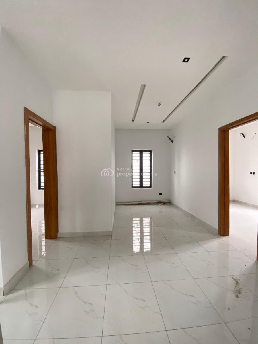 5 Bedroom Fully Detached House with a Room Bq, Extension, Vgc, Lekki, Lagos, Detached Duplex for Sale