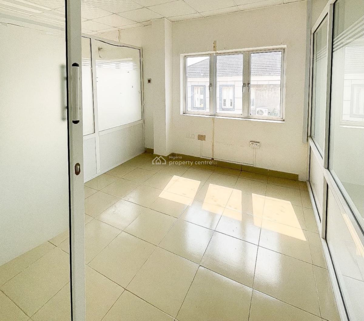 Strategic Location and Excellent Business  Shop Space, Igbo Efon, Lekki, Lagos, Shop for Rent