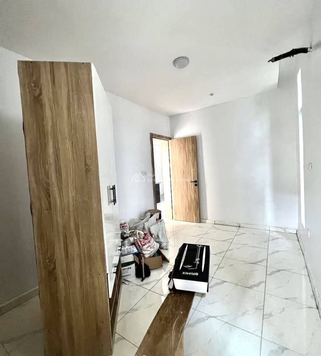 Lovely 2bed Flats Apartments in Ikate Lekki, Ikate, Lekki, Lagos, Flat / Apartment for Sale