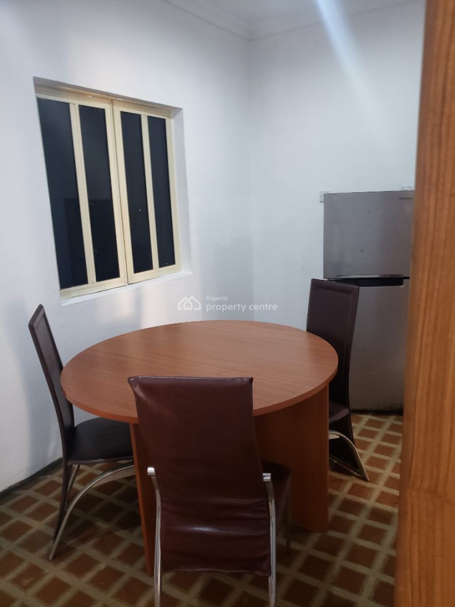 a Well Maintained  2bedroom Apartment, Lekki Lagos Nigeria, Lekki Phase 1, Lekki, Lagos, Terraced Duplex for Rent