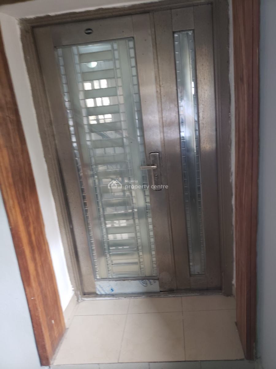 a Well Maintained  2bedroom Apartment, Lekki Lagos Nigeria, Lekki Phase 1, Lekki, Lagos, Terraced Duplex for Rent