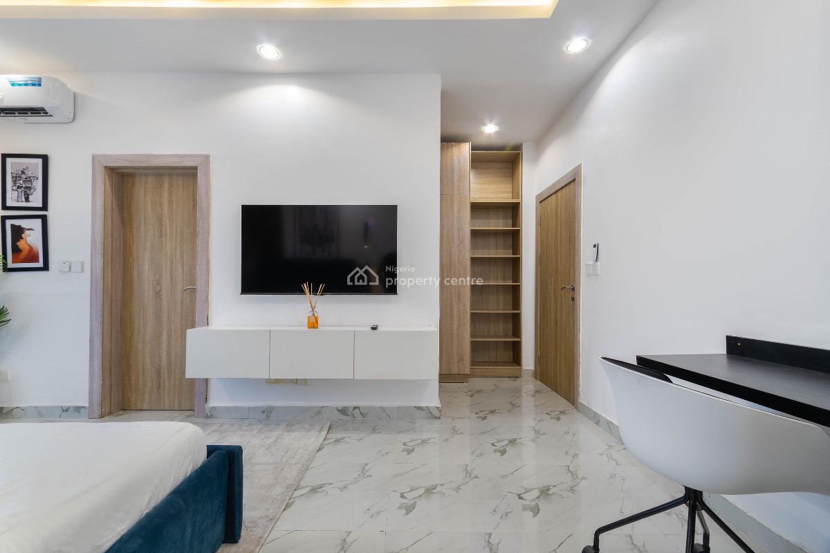 Contemporary Smart 2 Bedroom Fur and Service Apartment, Periwinkle Estate, Lekki Phase 1, Lekki, Lagos, Flat / Apartment Short Let