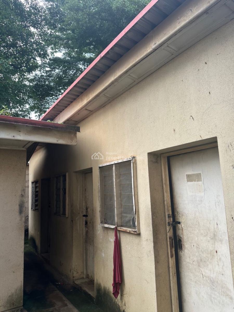 Super Distress 1,100.sqm in The Heart of The City, Maitama, Maitama District, Abuja, Mixed-use Land for Sale