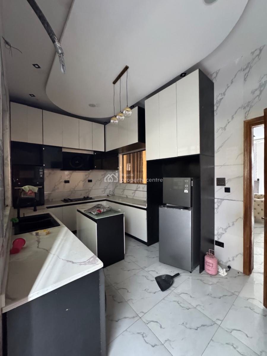 𝐁𝐄𝐀𝐔𝐓𝐈𝐅𝐔𝐋 4 𝐁𝐄𝐃𝐑𝐎𝐎𝐌 𝐃𝐄𝐓𝐀𝐂𝐇𝐄𝐃 𝐃𝐔𝐏𝐋𝐄𝐗, Chevron, Lekki, Lekki Phase 2, Lekki, Lagos, Detached Duplex for Rent