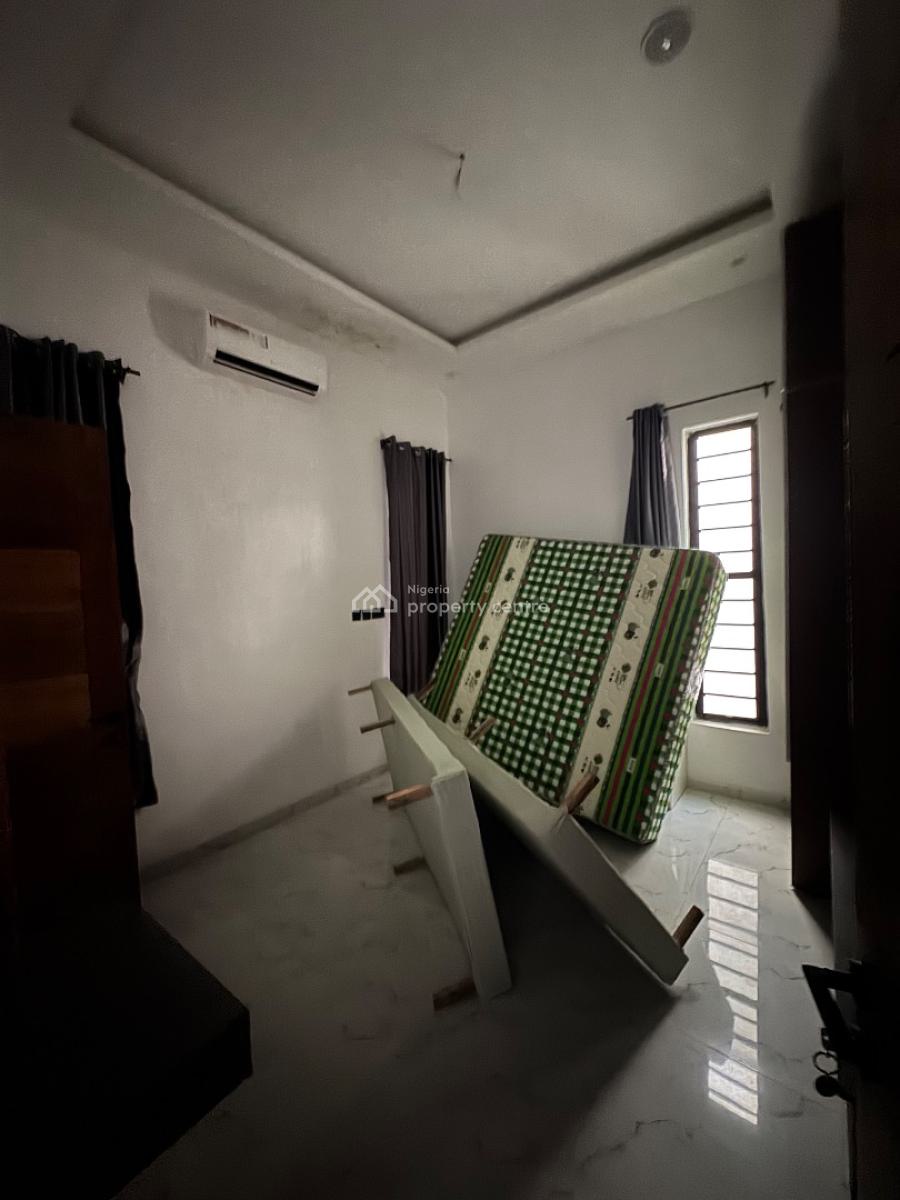 𝐁𝐄𝐀𝐔𝐓𝐈𝐅𝐔𝐋 4 𝐁𝐄𝐃𝐑𝐎𝐎𝐌 𝐃𝐄𝐓𝐀𝐂𝐇𝐄𝐃 𝐃𝐔𝐏𝐋𝐄𝐗, Chevron, Lekki, Lekki Phase 2, Lekki, Lagos, Detached Duplex for Rent