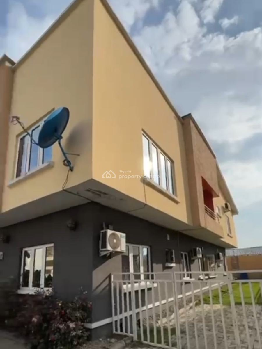 4 Bedrooms Duplex, 2 Parlours, a Room Bq, Idu Industrial, Abuja, Semi-detached Duplex for Sale